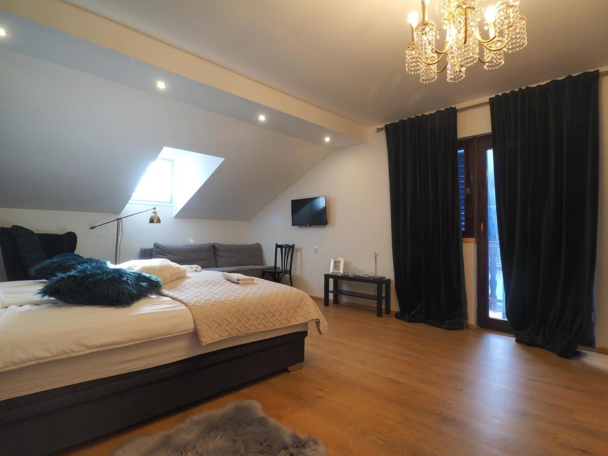 Guest House Sara Latin المظهر الخارجي الصورة