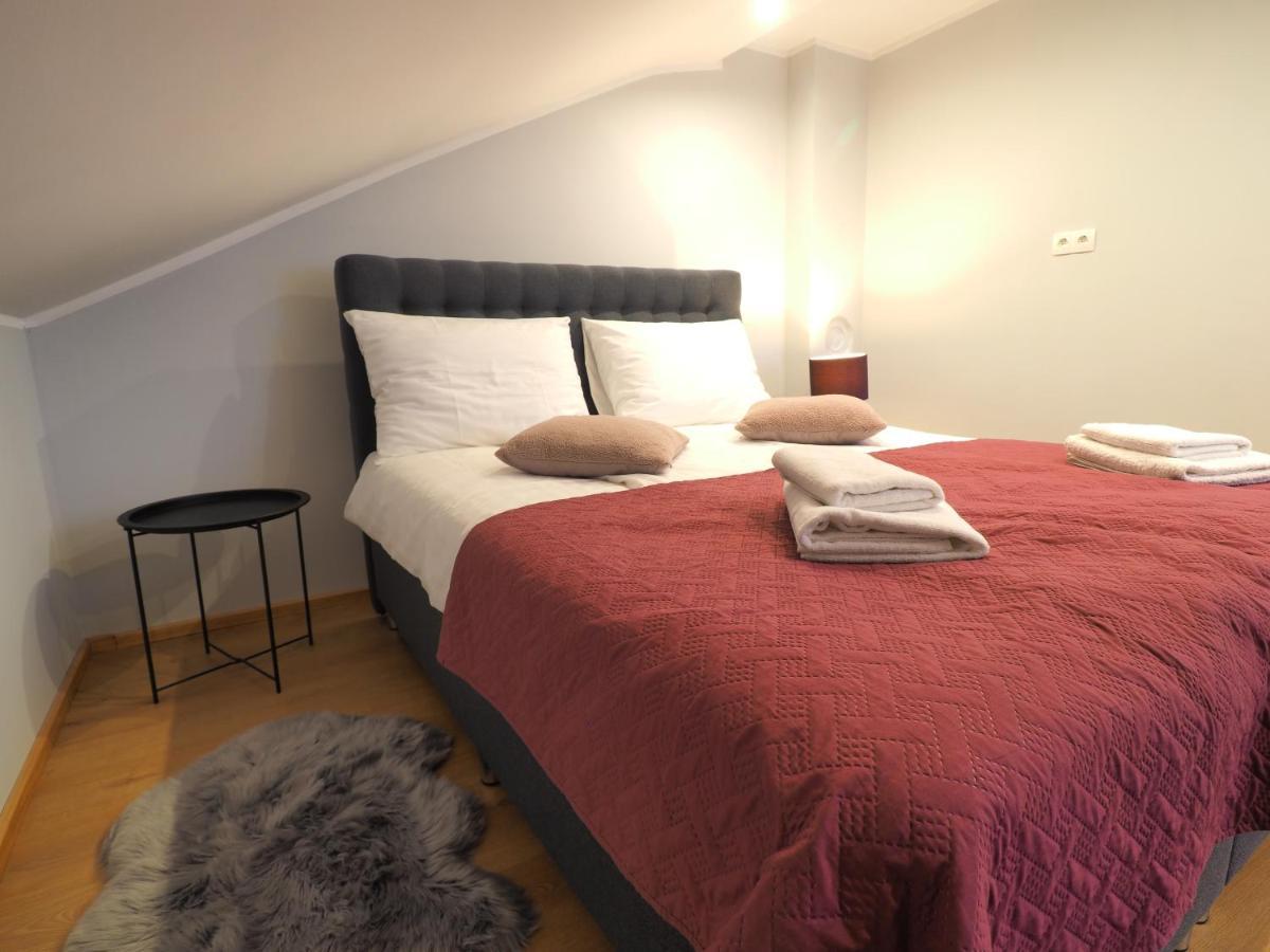 Guest House Sara Latin المظهر الخارجي الصورة