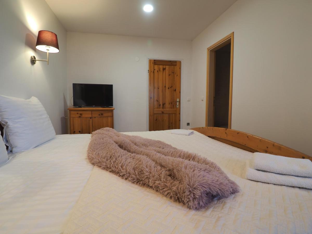Guest House Sara Latin المظهر الخارجي الصورة
