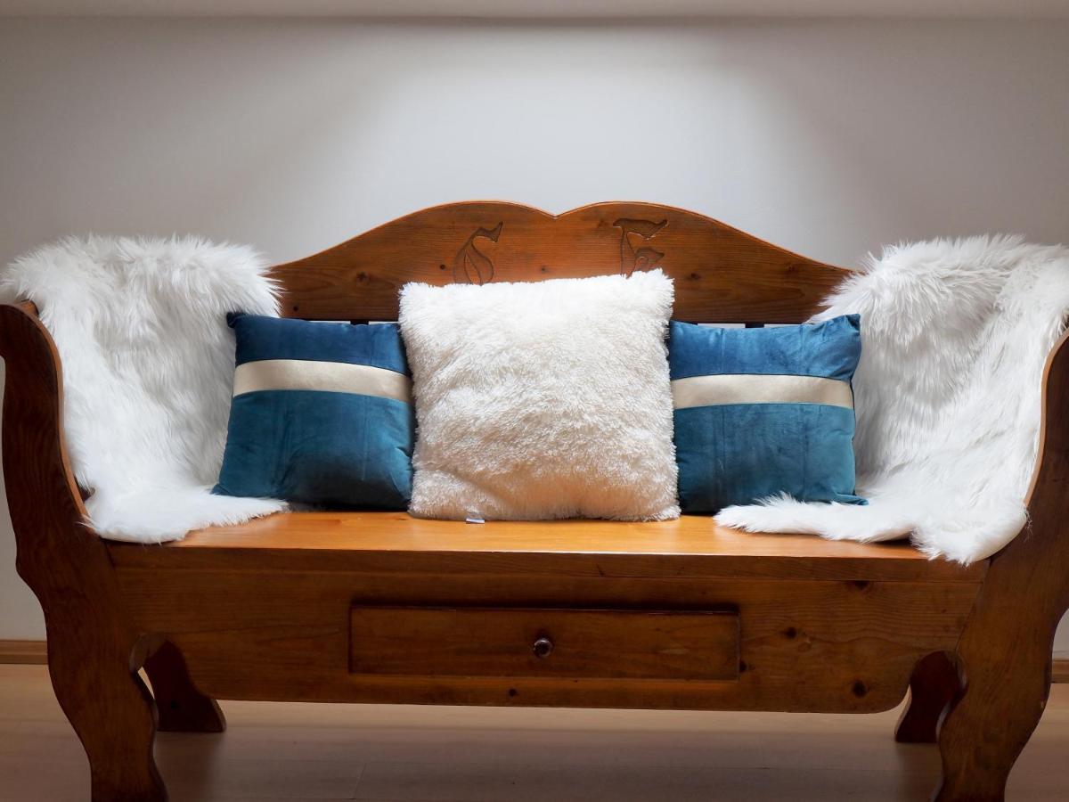 Guest House Sara Latin المظهر الخارجي الصورة